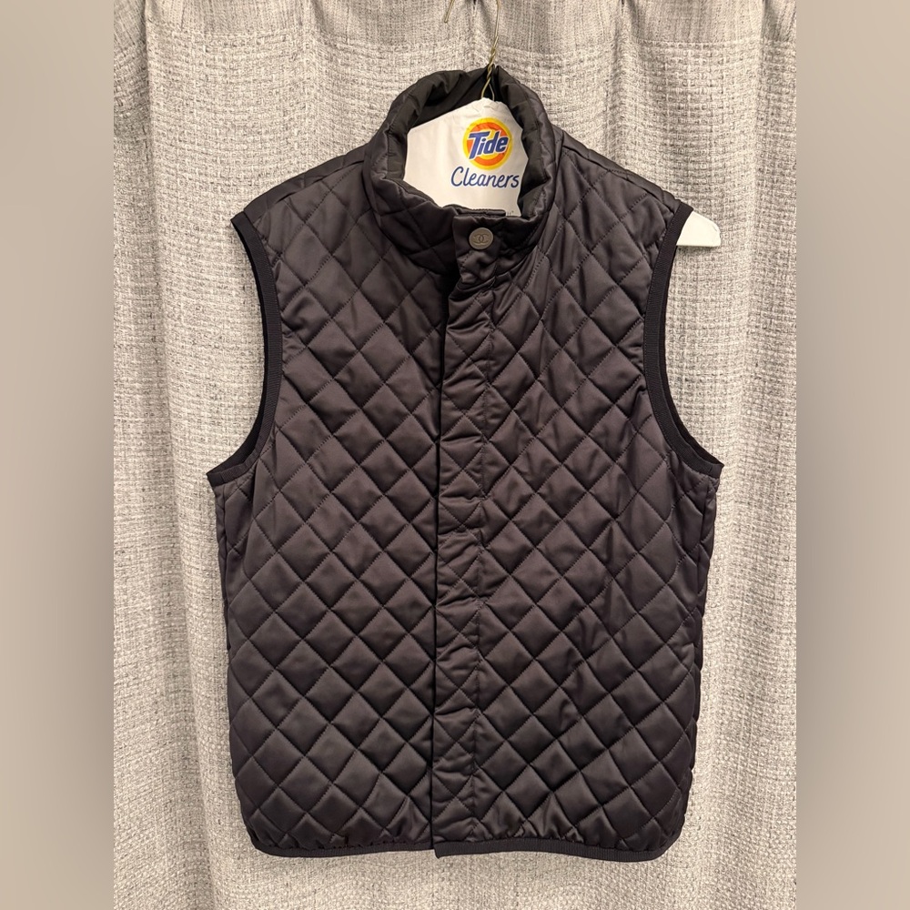 Chanel Black Quilted Vest with CC Button – Size S